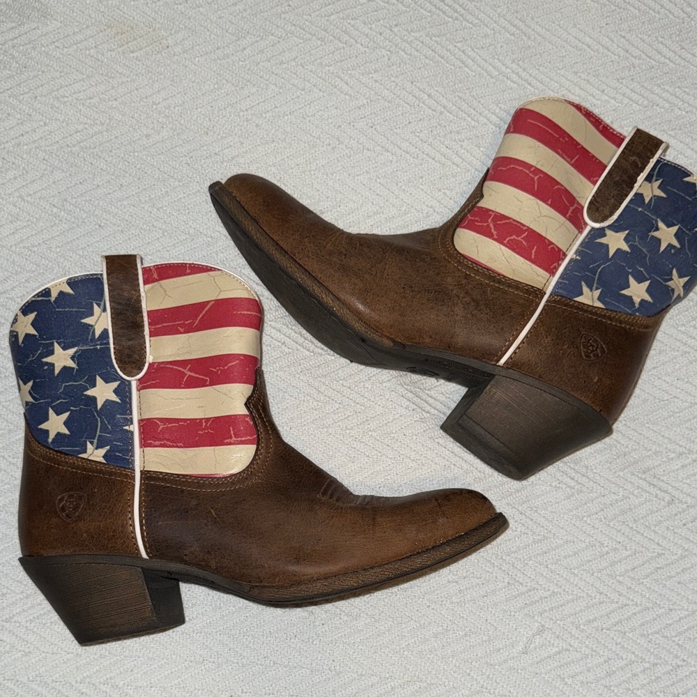 Ariat Ankle Boots with American Flag Design - Picture 2 of 5
